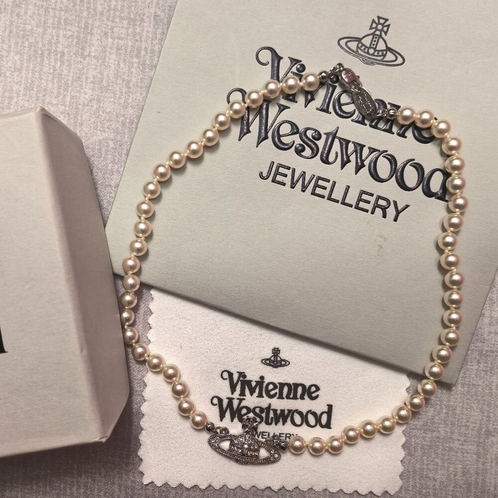 Vivienne Westwood Silver Pearl Saturn Choker Necklace